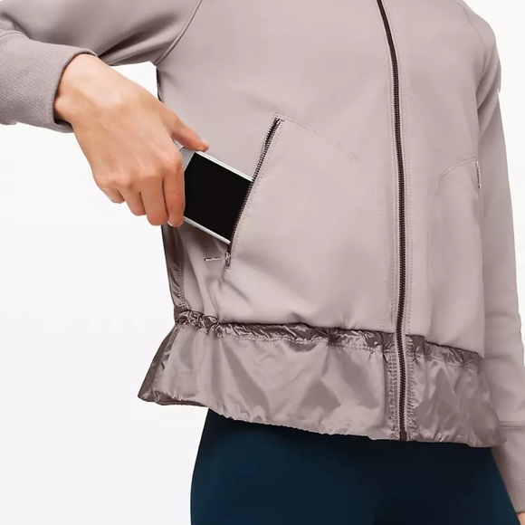 Lululemon Swept Along Jacket - Picture 4 of 5